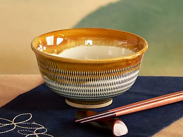 ぬくもりのある器（うつわ）のセレクトショップ～『咲くらや』 小石原